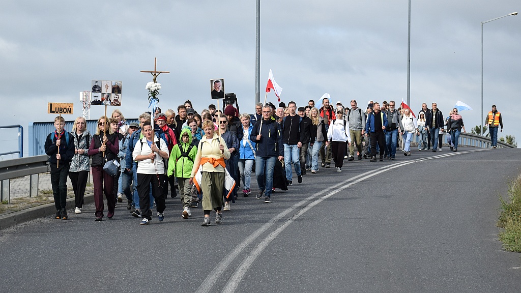 Lubońska pielgrzymka do sanktuarium Matki Bożej Tuleckiej – zdjęcie artykułu z Lubon.net.pl