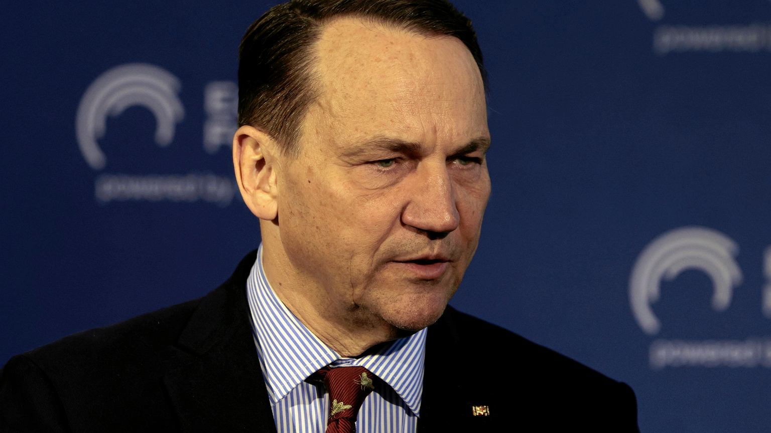 Sikorski: "Polska domaga się anulowania przez USA wizy Zbigniewa Ziobry". "Mogą to zrobić" – zdjęcie artykułu z Lubon.net.pl