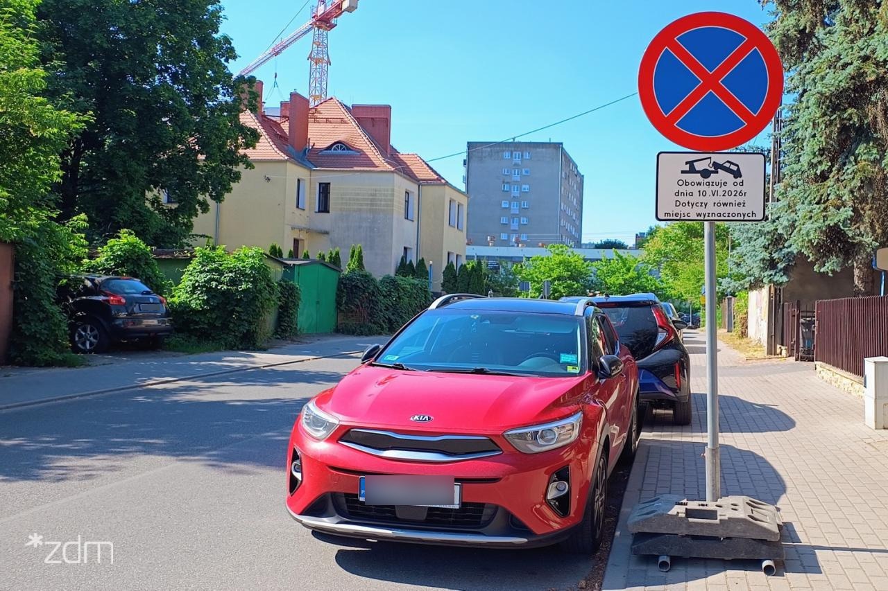 Ruszyły przygotowania do wprowadzenia SPP w kolejnym rejonie Poznania. Trzeba przeparkować auta! – zdjęcie artykułu z Lubon.net.pl