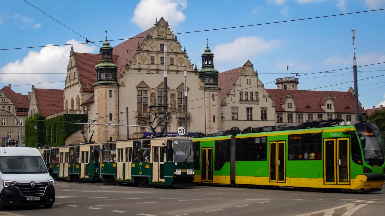 Pożegnanie po 51 latach. Niezwykły widok w weekend na poznańskich ulicach – zdjęcie artykułu z Lubon.net.pl