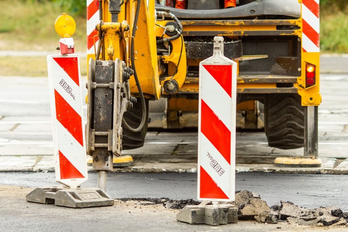 Uwaga kierowcy! Remonty i dziury w jezdniach w Poznaniu 2 czerwca – zdjęcie artykułu z Lubon.net.pl