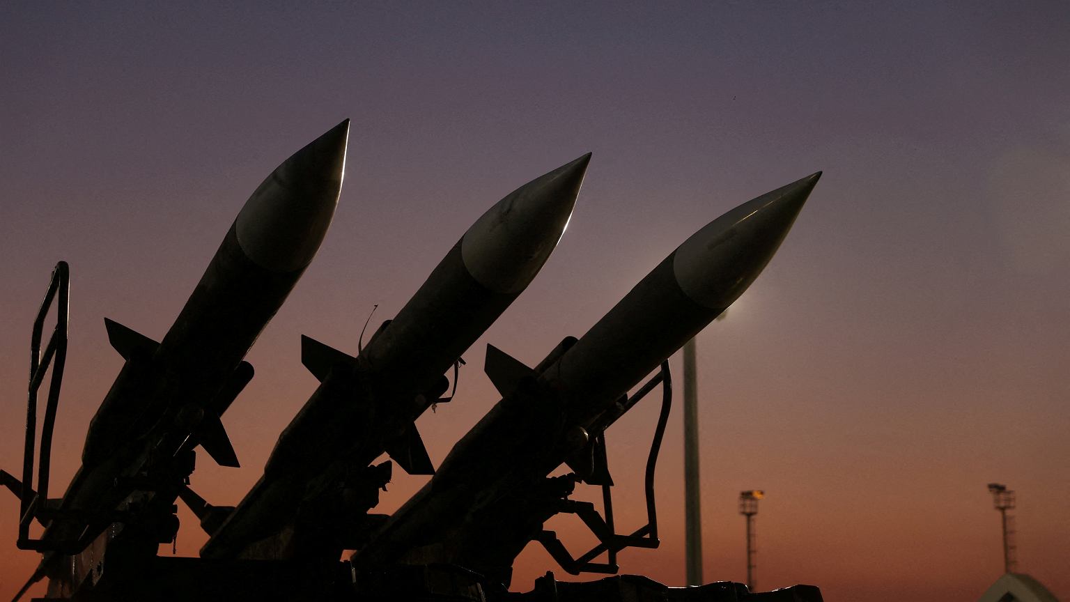 Iran wystrzelił siedem rakiet balistycznych. "Bezpośrednie zagrożenie". Jest odpowiedź USA – zdjęcie artykułu z Lubon.net.pl
