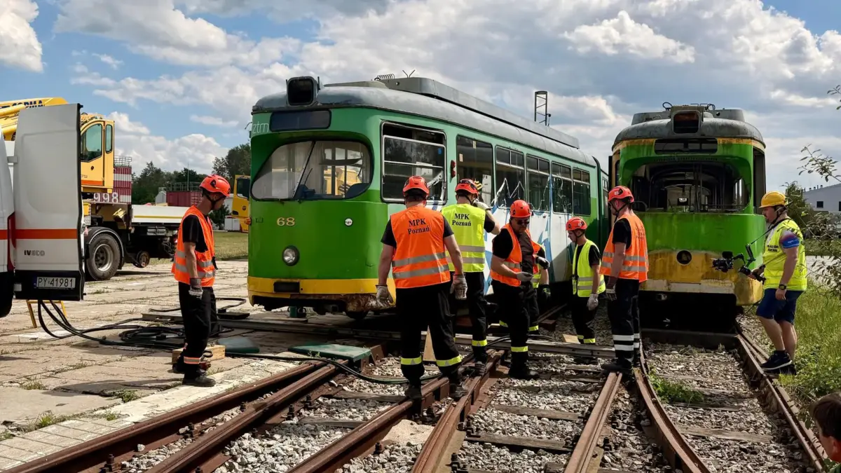 Bezpieczeństwo pasażerów priorytetem: szkolenia ratowników MPK Poznań – zdjęcie artykułu z Lubon.net.pl