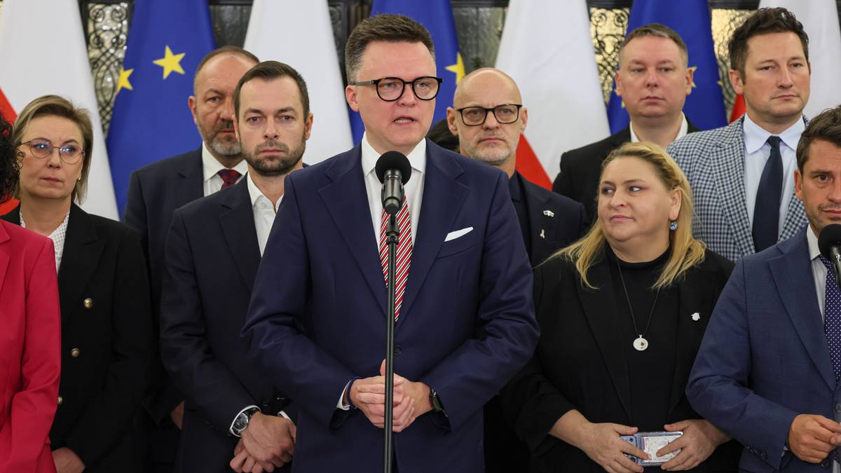 Hołownia odpowiada "gorącym głowom" ws. Pełczyńskiej-Nałęcz. Sięgnął po Biblię – zdjęcie artykułu z Lubon.net.pl