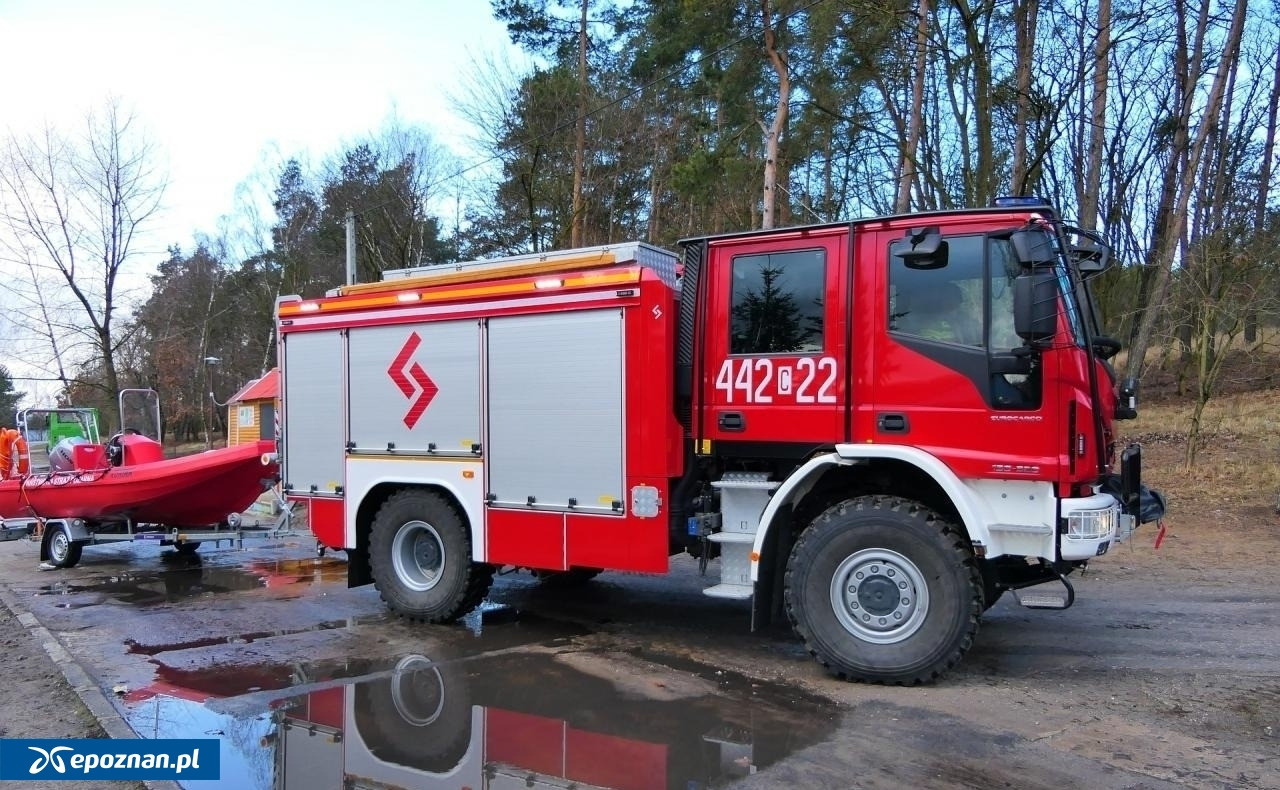 Tragedia nad jeziorem w regionie. Nie żyje mężczyzna – zdjęcie artykułu z Lubon.net.pl