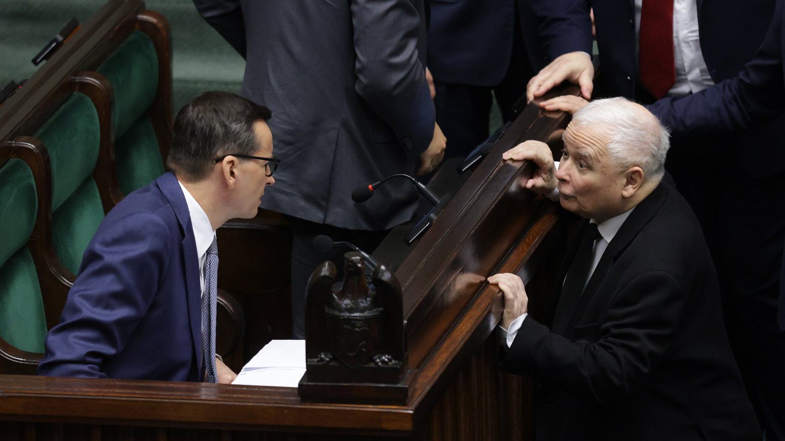 Kaczyński ma nowy argument przeciwko Morawieckiemu. "Stracilibyśmy dotację" – zdjęcie artykułu z Lubon.net.pl
