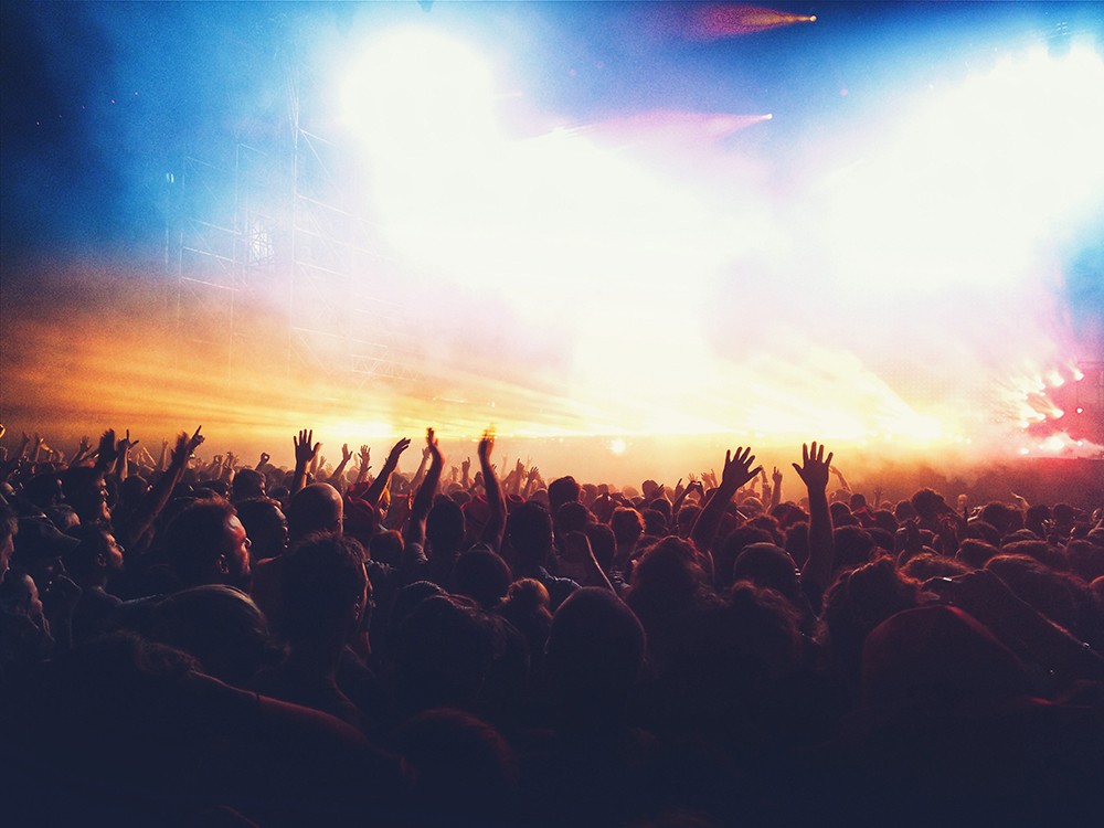 Lipcowe koncerty na żywo w PUFA Sofa Sessions! – zdjęcie artykułu z Lubon.net.pl